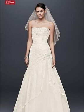 David's Bridal A-Line Lace Wedding Dress w/ side split & Beaded Veil, Size 6